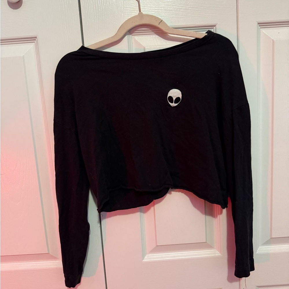 French Pastry Black Crop Top with Alien Graphic